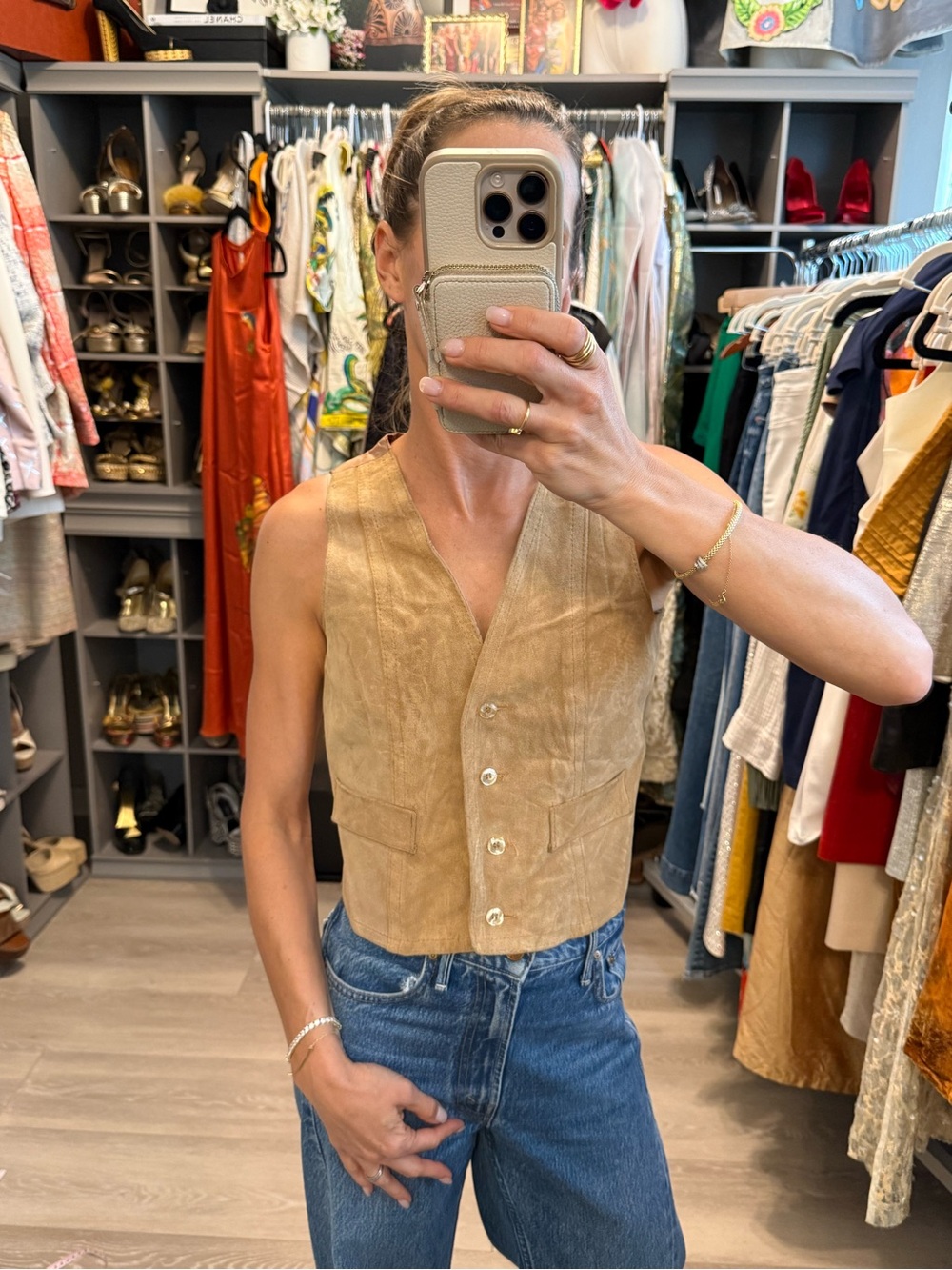 Vintage Carla Leather Button-Front Vest in Camel